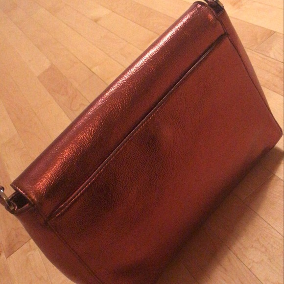 Metallic pink purse - Picture 2 of 6